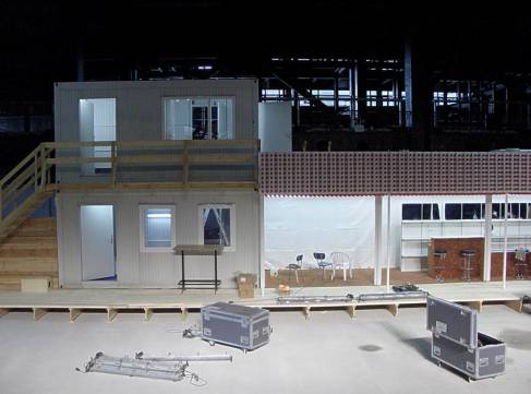 PdR Building and Stage inside